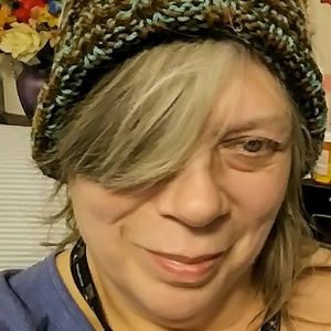 Meet your Posher, Hope